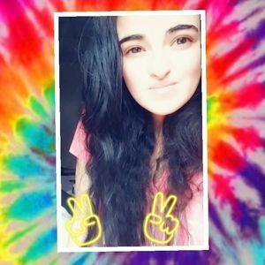 Meet your Posher, Makayla